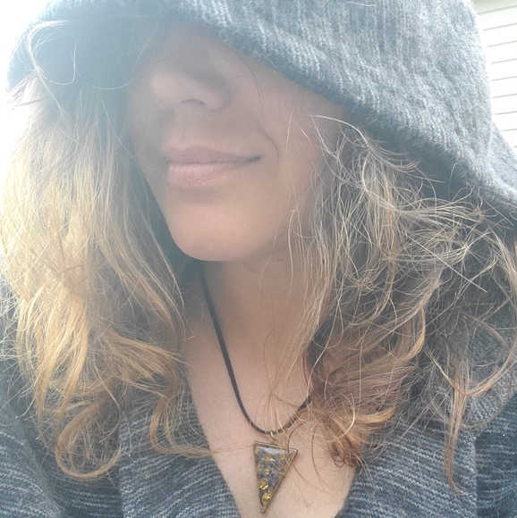 🎩Bookmark my closet ✨ - Picture 8 of 9